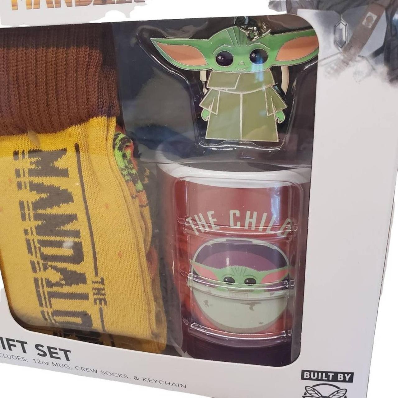 CultureFly The Mandalorian Gift Set with 12oz Mug, Crew socks and Keychain  One-Size 