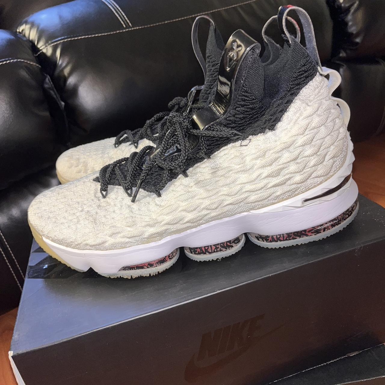 lebron 15 graffiti