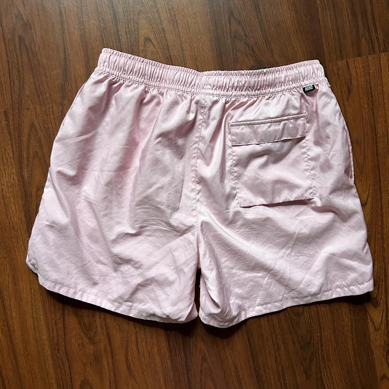 Nike Men's Pink and White Shorts | Depop