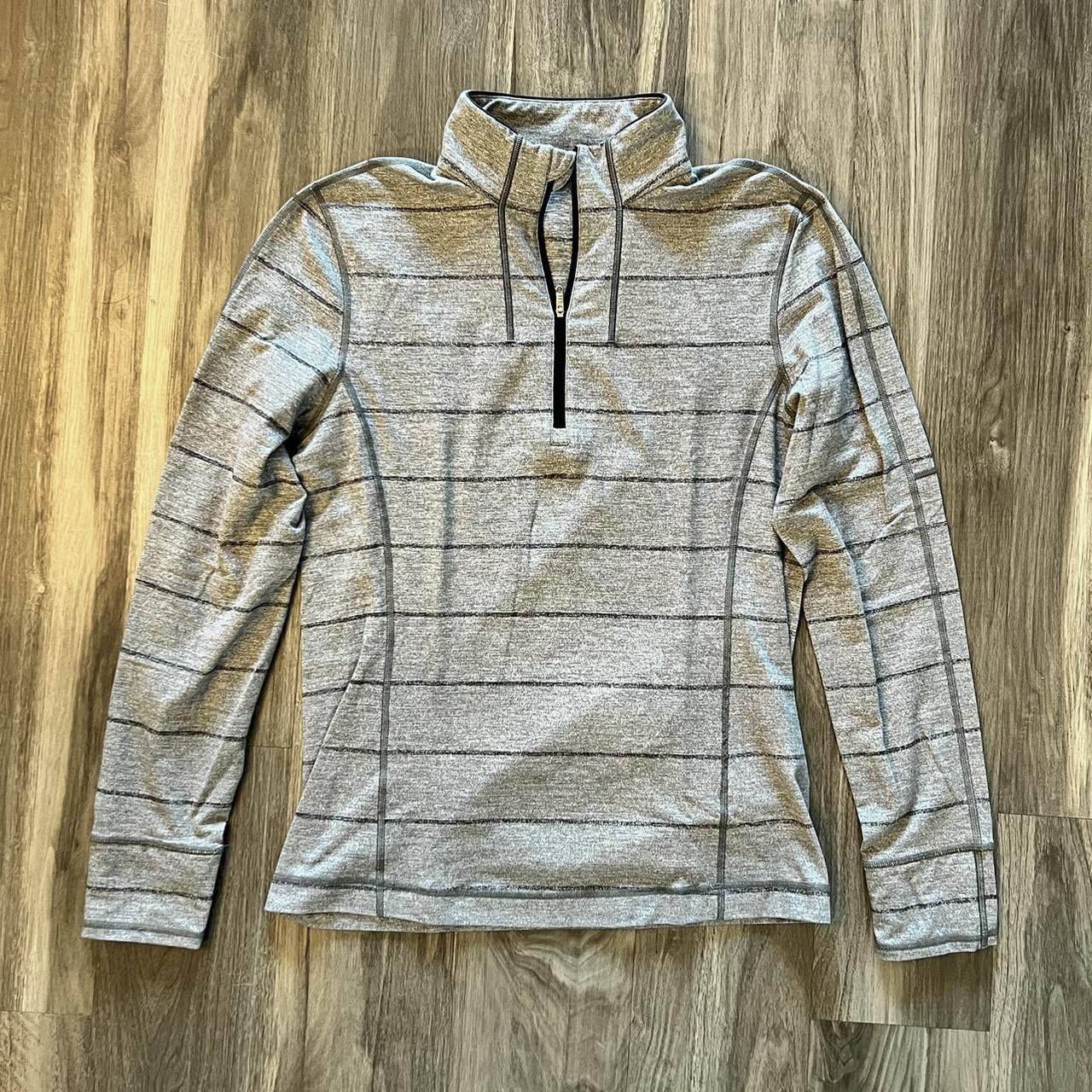 Lululemon Men's Grey and Black Sweatshirt Depop