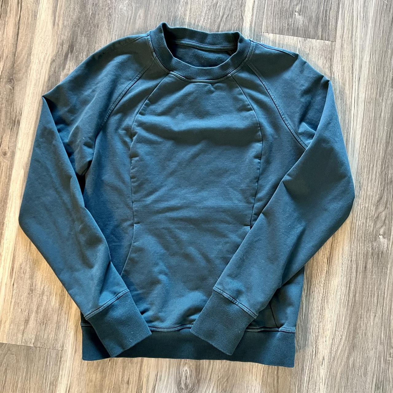 Lululemon Women's Sweatshirt Depop