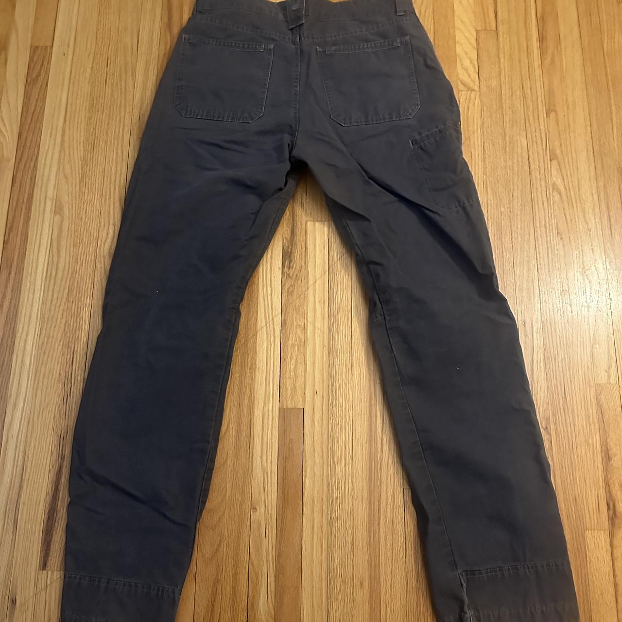 Grey wrangler cargo pants, used but no major flaws,... - Depop