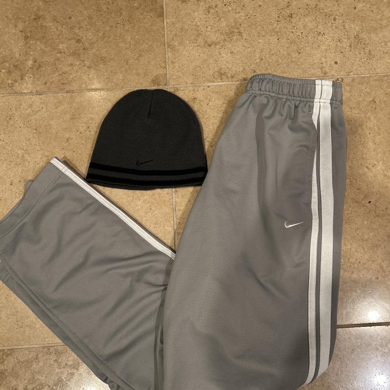 Y2K Nike Sweat pants Men's medium Amazing condition... - Depop
