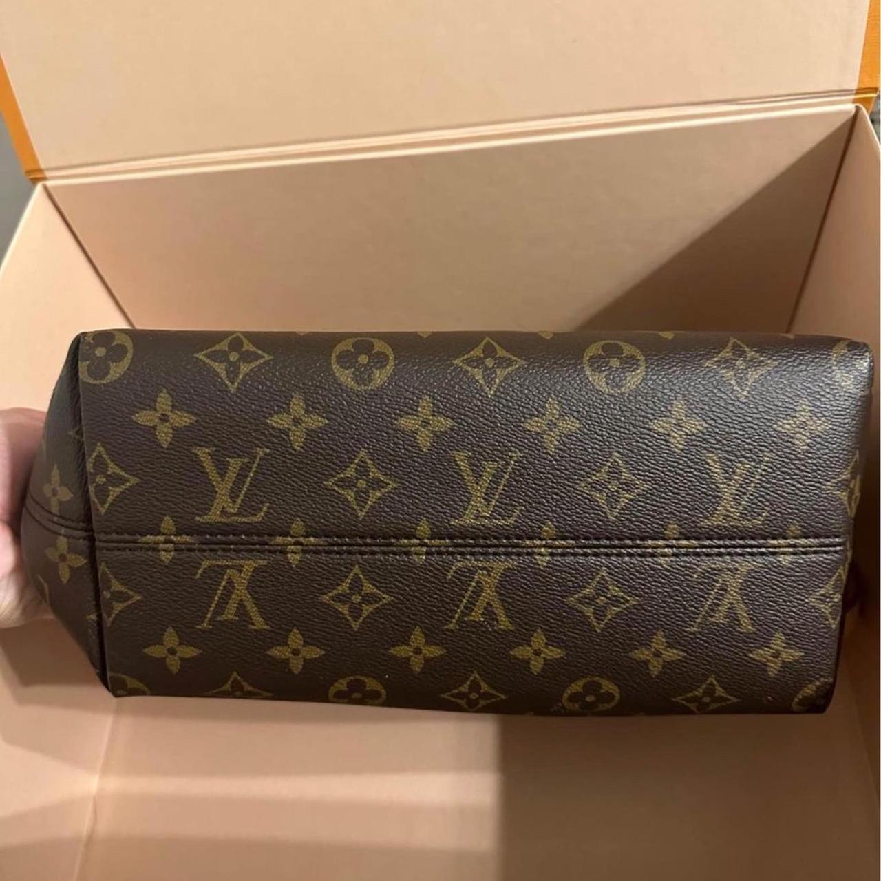 Authentic Louis Vuitton envelope and authentication - Depop