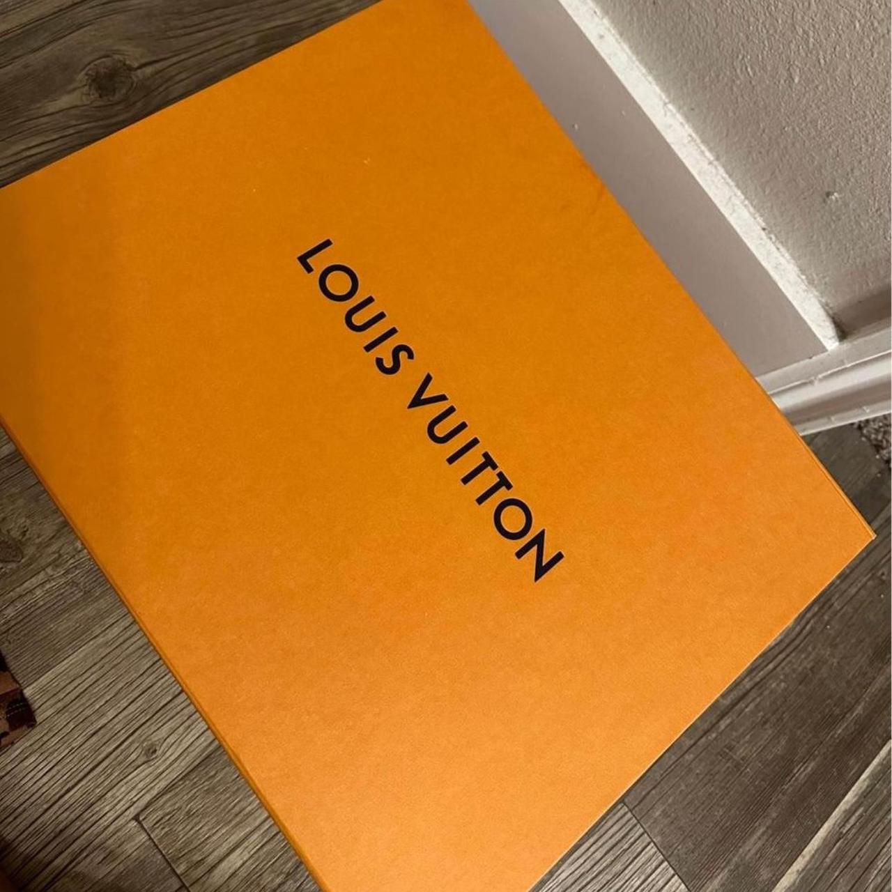 Authentic Louis Vuitton envelope and authentication - Depop
