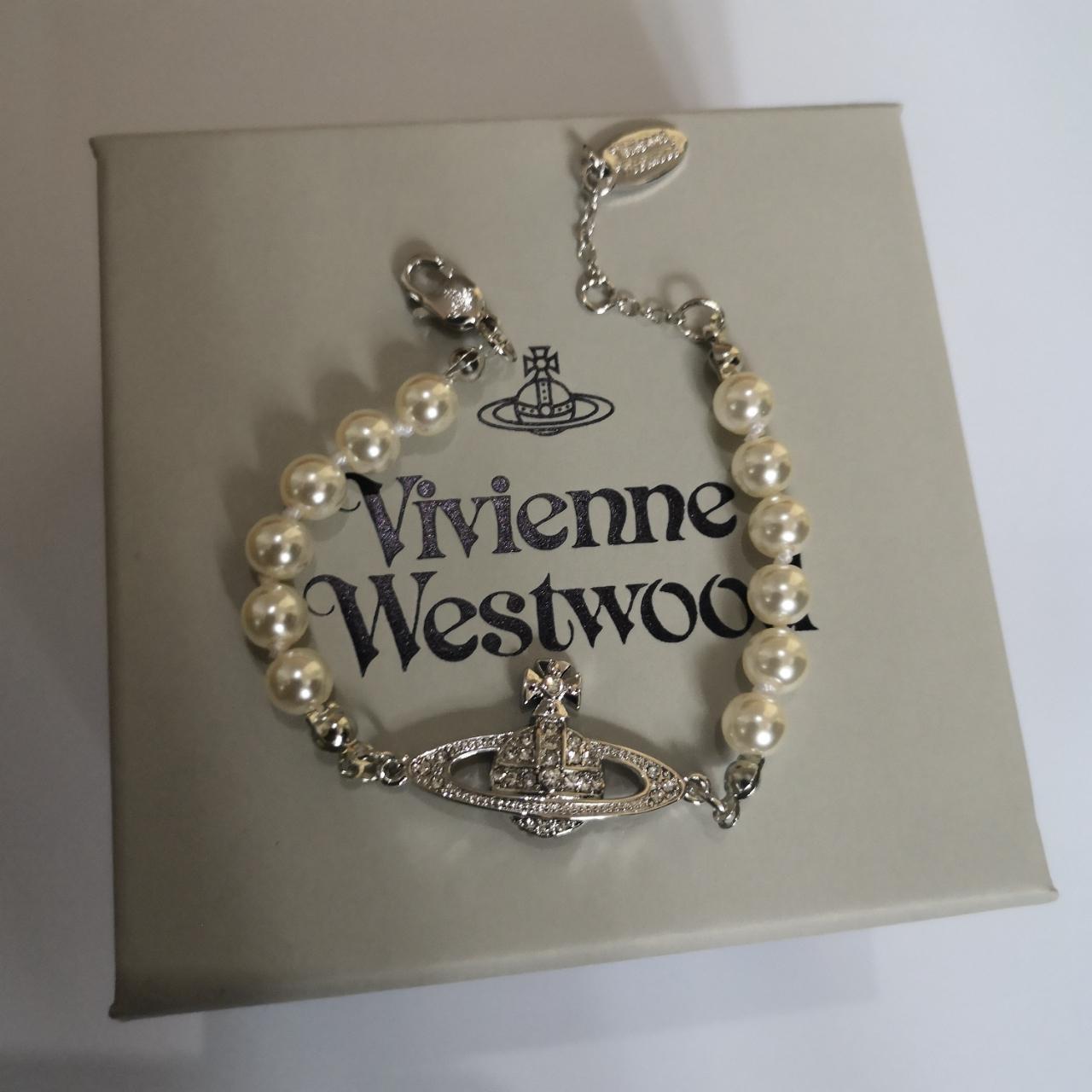 Vivienne Westwood Bracelet Silver Saturn - Depop