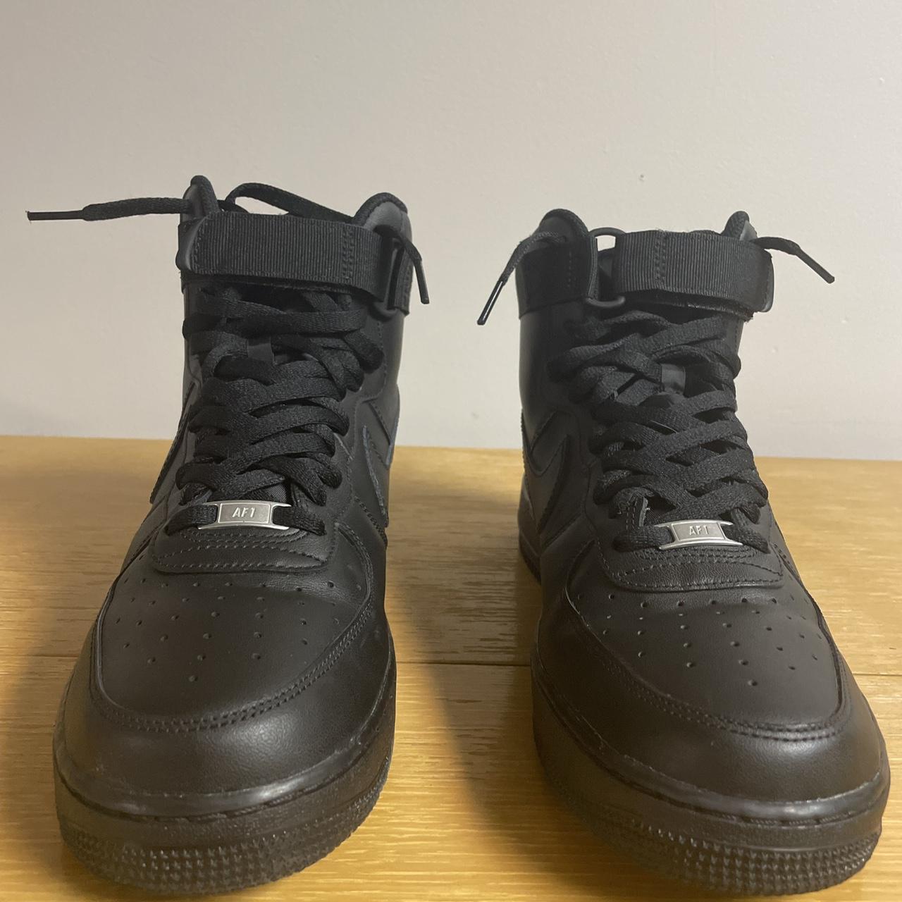 nike airforce triple black