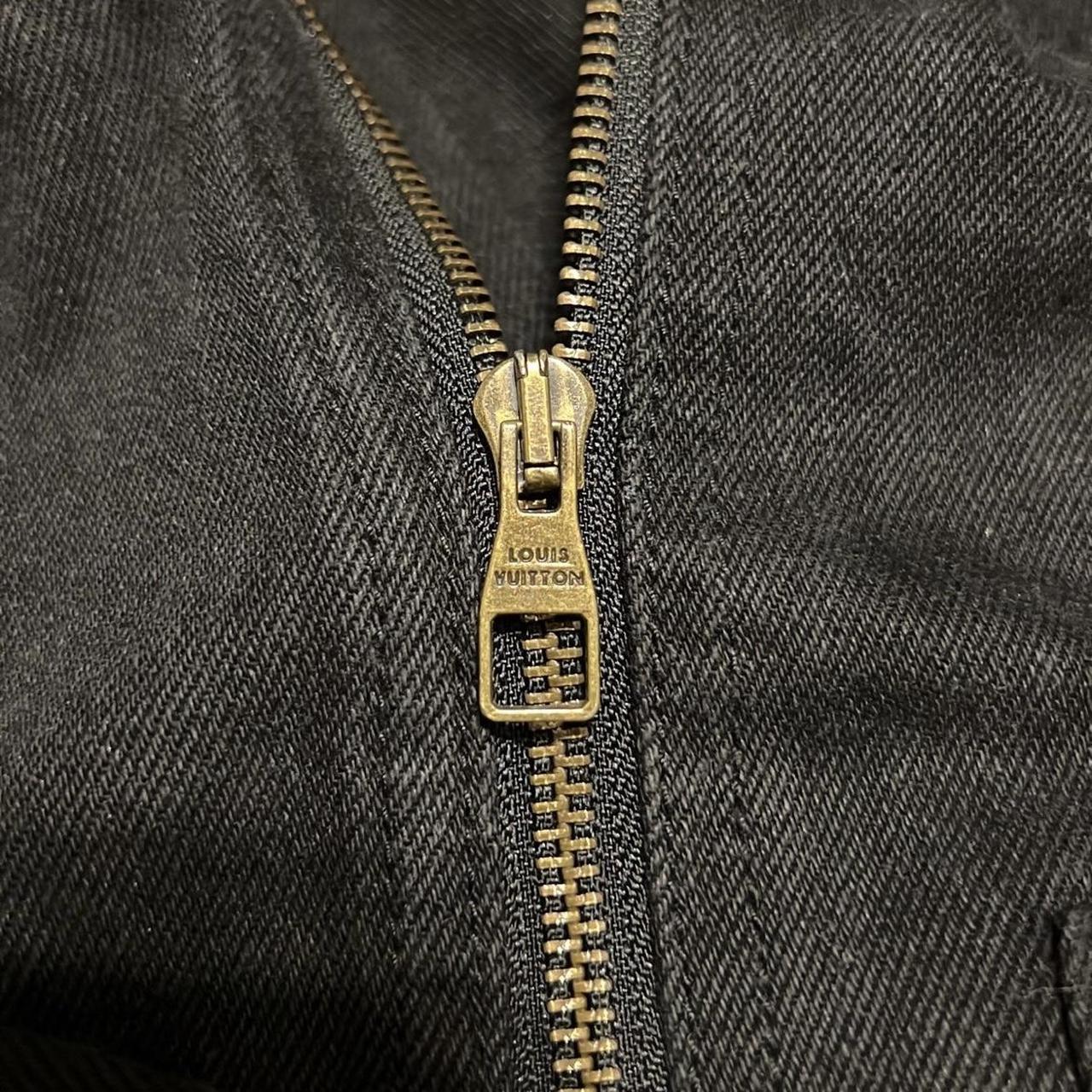 Louis Vuitton Men's Black and White Jumper Depop