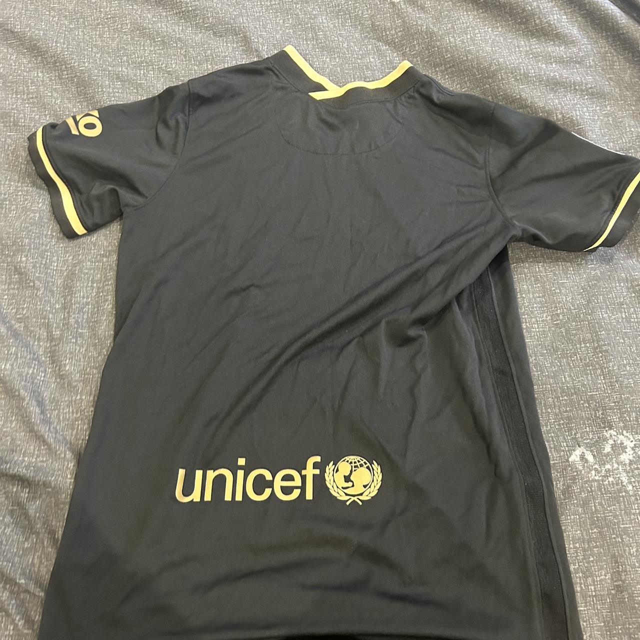 barcelona gold jersey