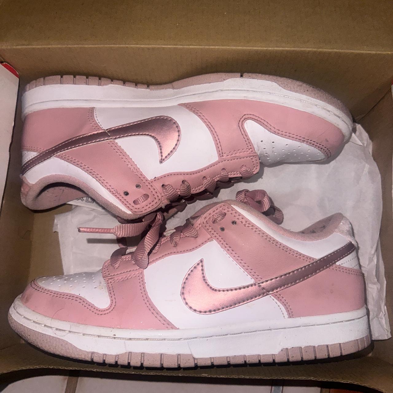 Pink and white dunks men’s 5.5 women’s 7 used in... - Depop