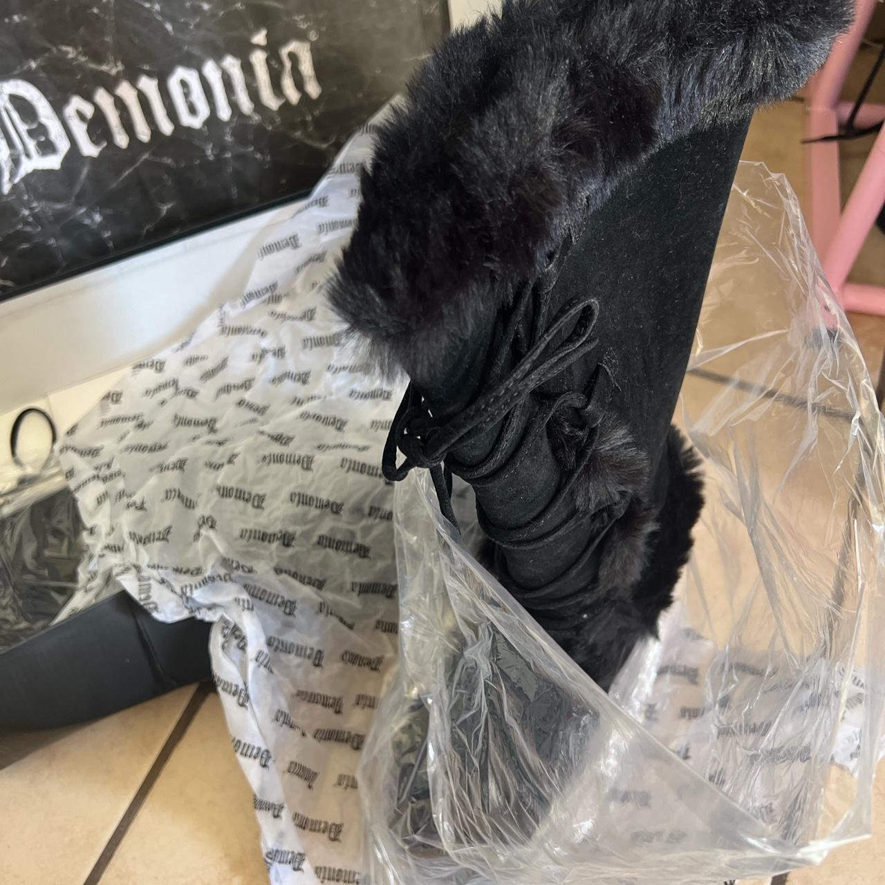 demonia boots black