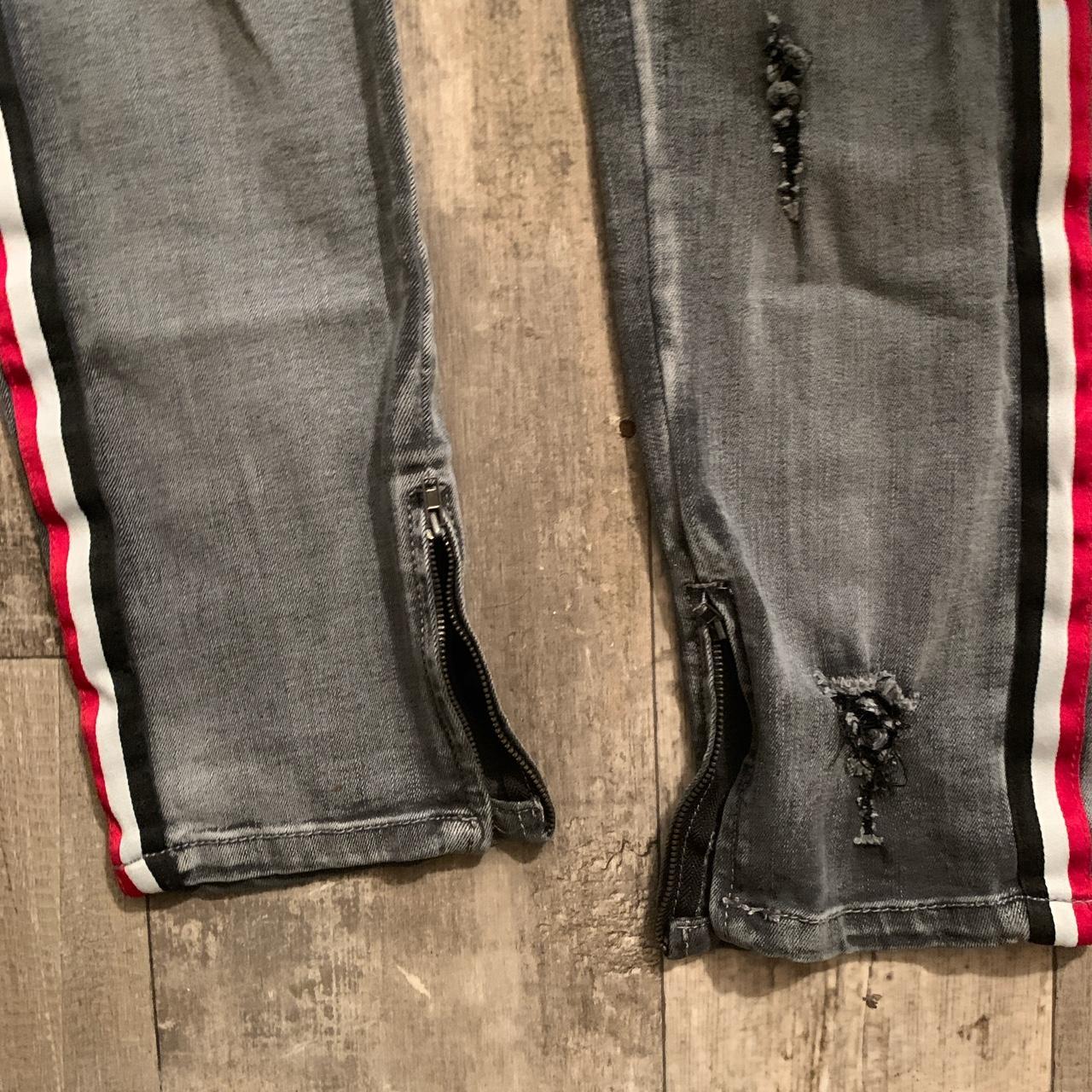 Rue 21 Men's Grey and Red Jeans Depop