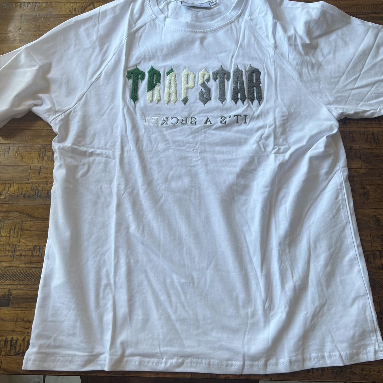 Trapstar Men's Green and White T-shirt | Depop