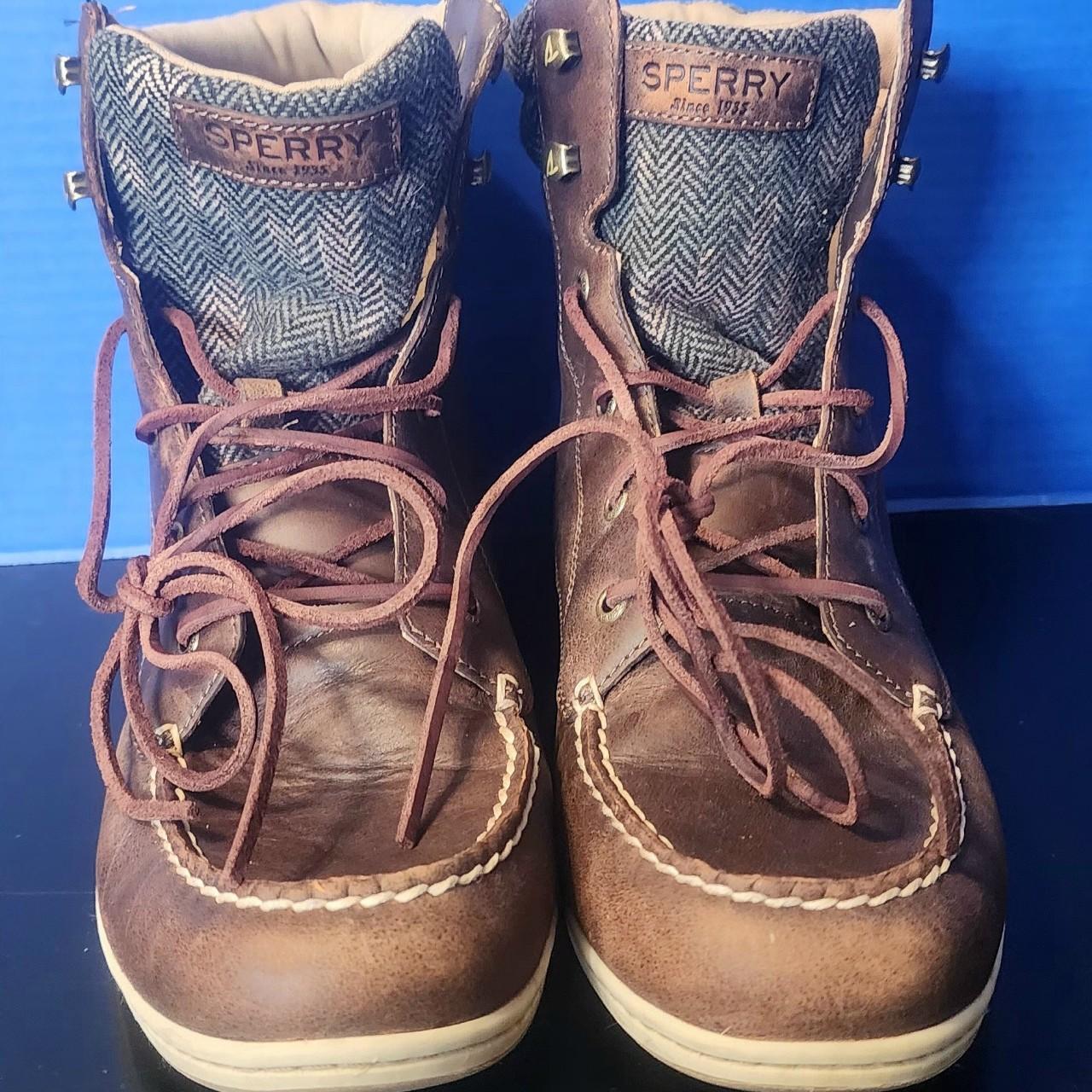 Sperry lace up shops boots