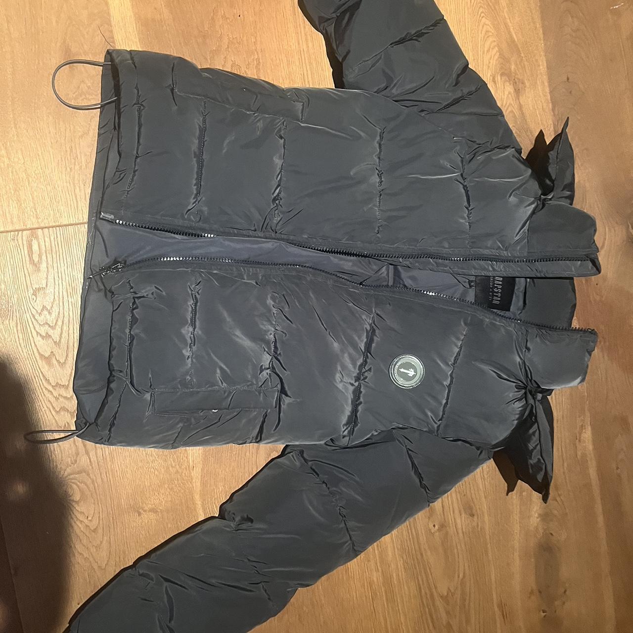 trapstar irongate puffer coat grey it’s been used a... - Depop