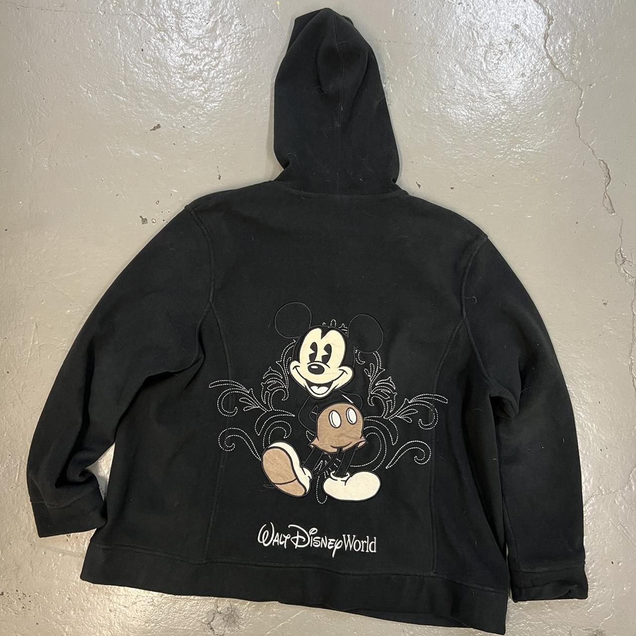 Mickey zip up - Depop