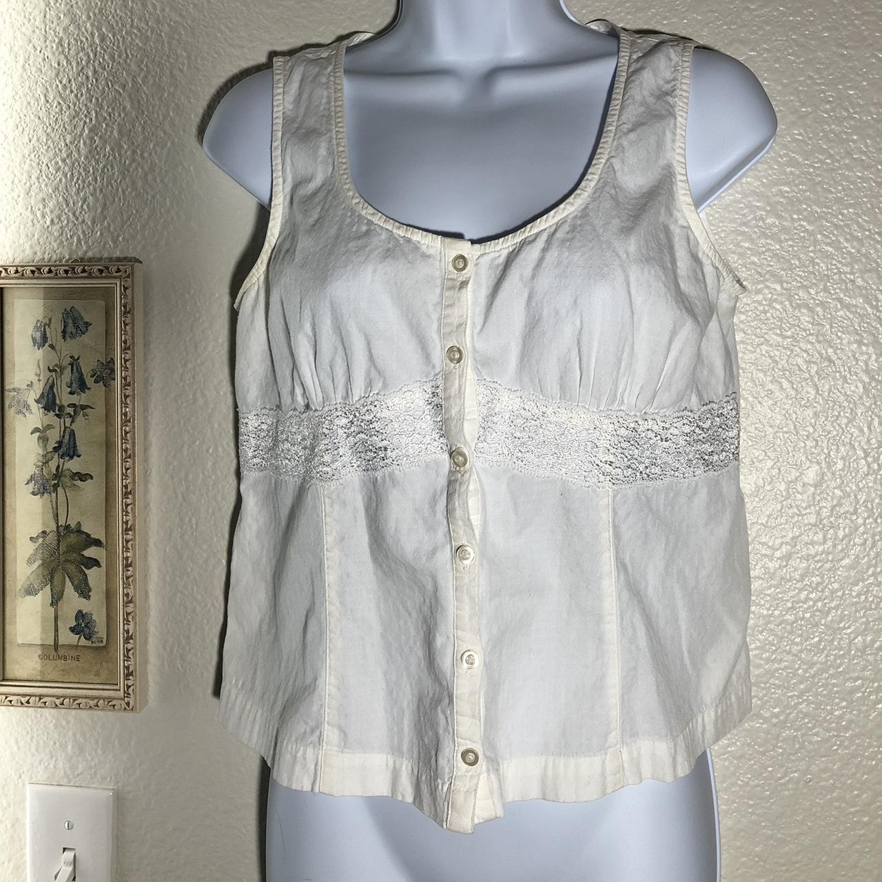 St. John's Bay Women's White Vest | Depop