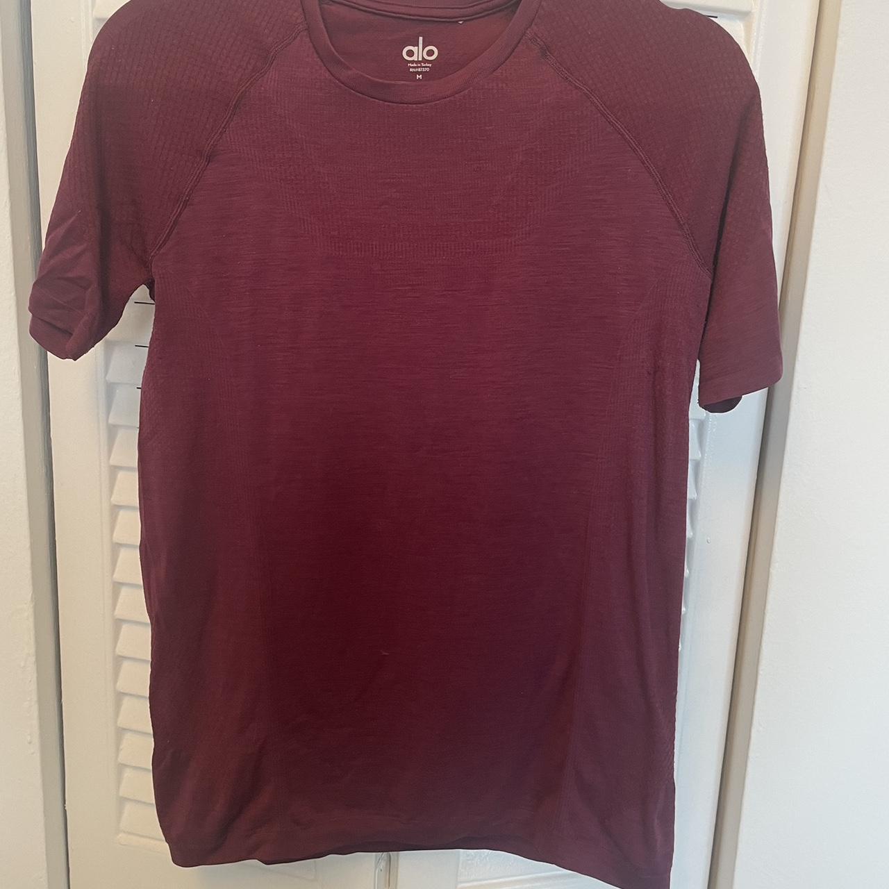 Alo workout shirt, dark red Depop