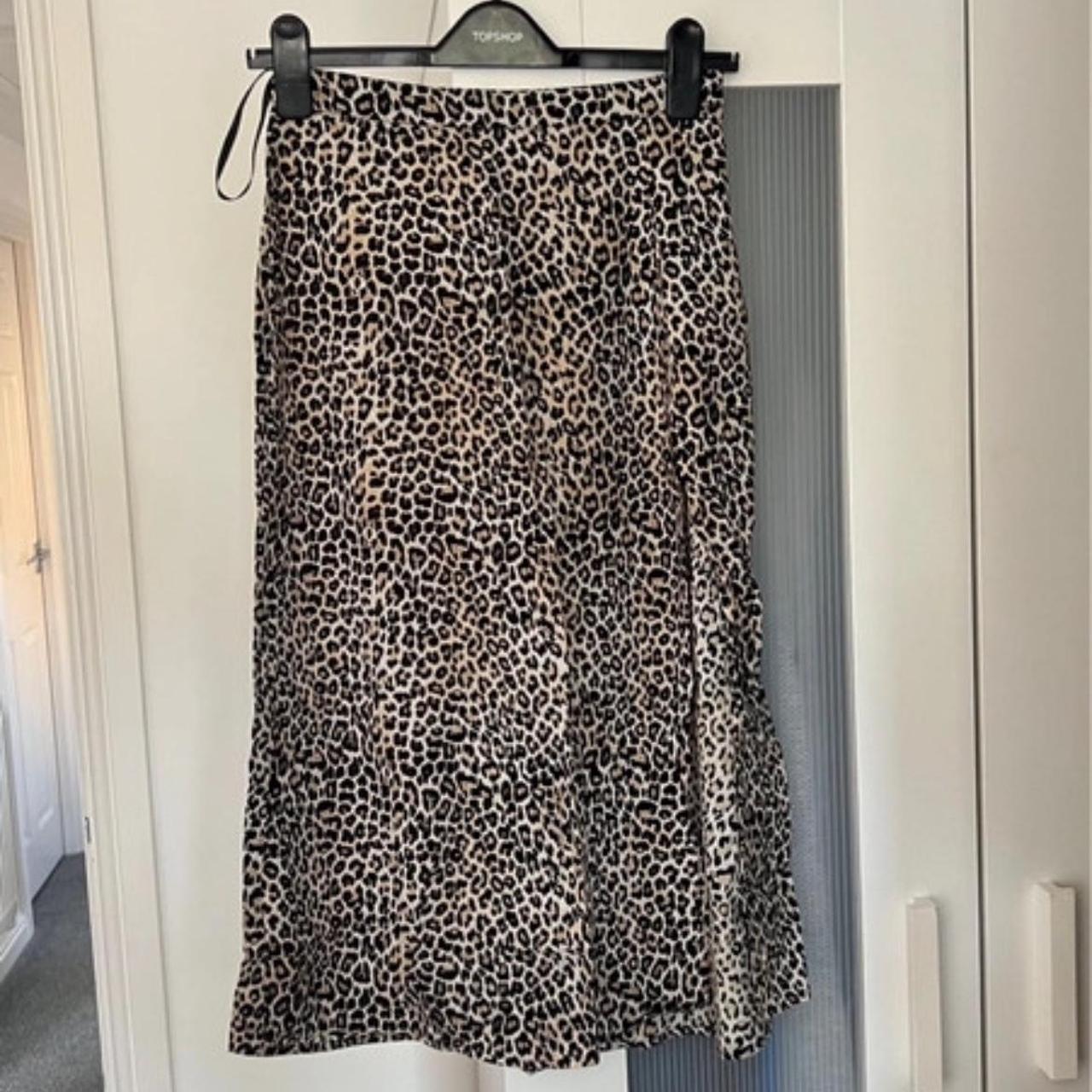 Motel leopard print midi skirt Leopard print Side... - Depop