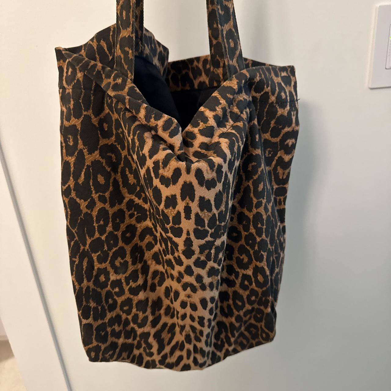 Bag leopard-print-tote - Depop