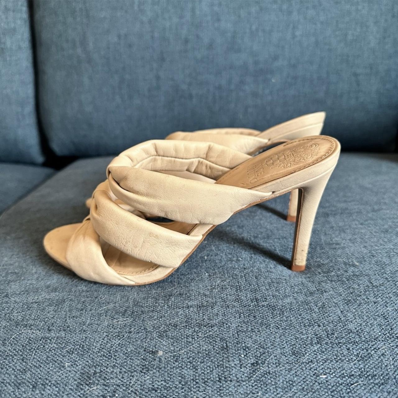 Vince Camuto Womens Cream And Tan Courts Depop 1672