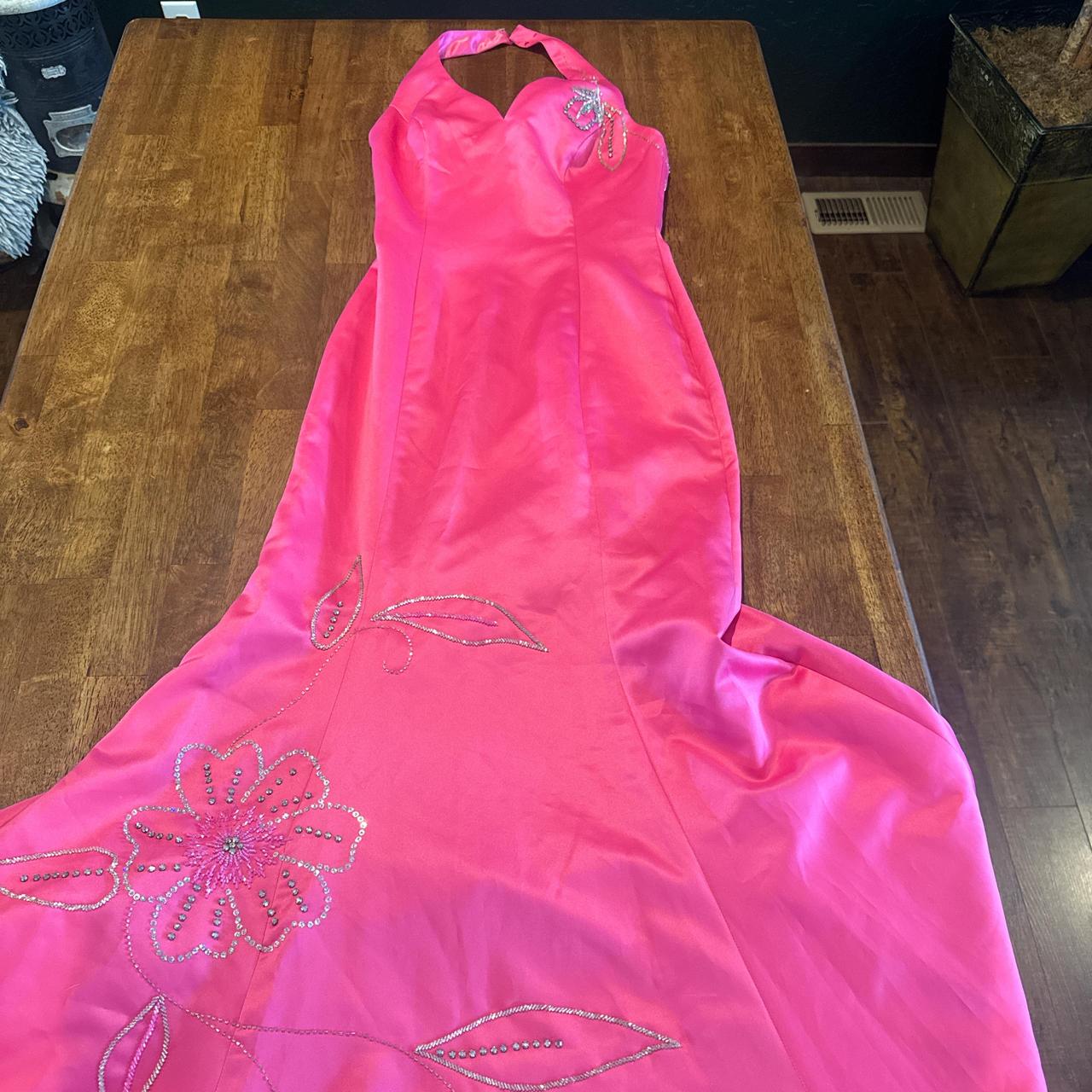 item listed by jacquelinescloset_