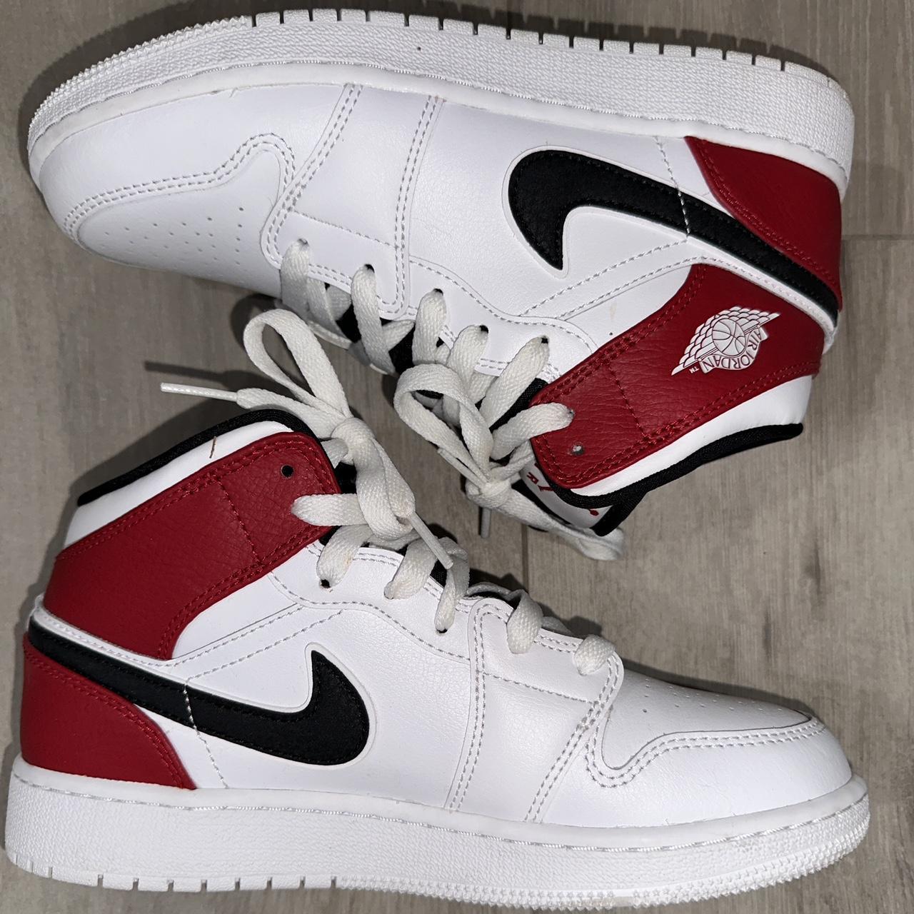 air jordan 1 mid white black gym red gs