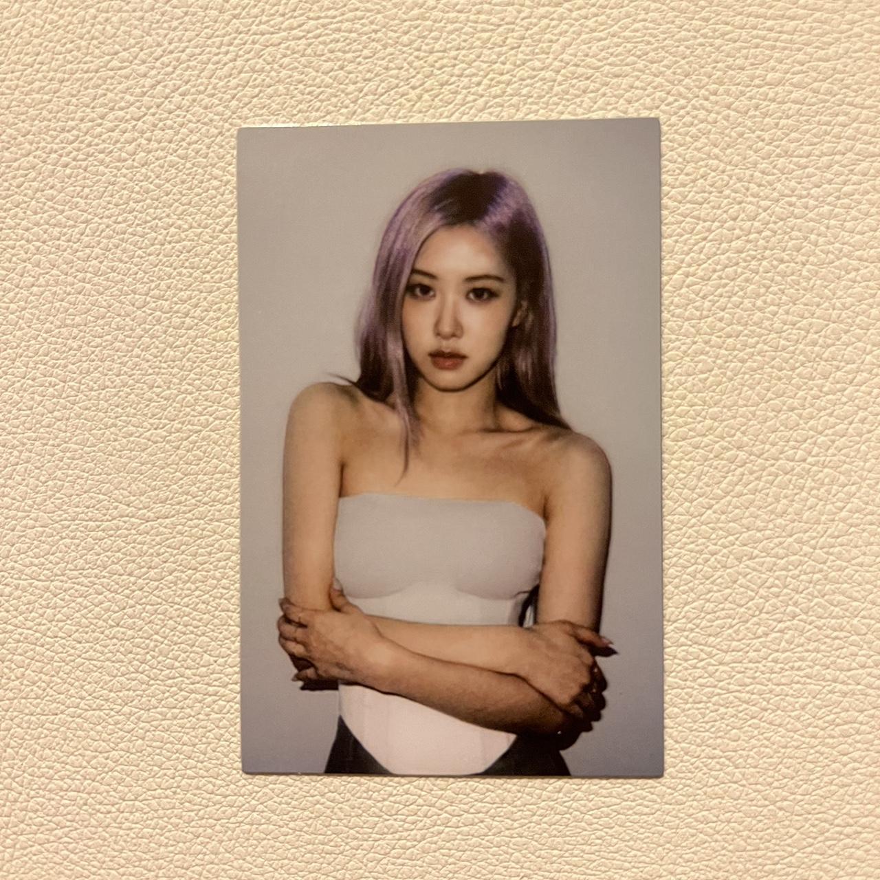 -R-:ROSE (BLACKPINK)【ランダム封入特典】ポストカード16枚 Amazon.co.jp: ロゼ ブラックピンク - R (1st Single Album