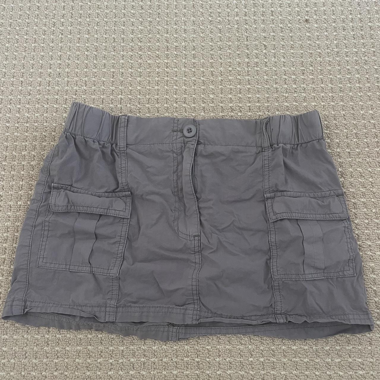 Glassons size 8 grey cargo skirt. Only worn a few times Depop