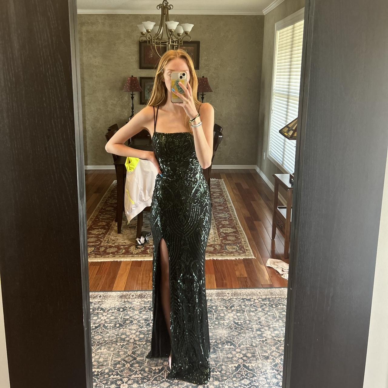 dark green prom dress size 2 (i'm 5'10 and it worked... - Depop
