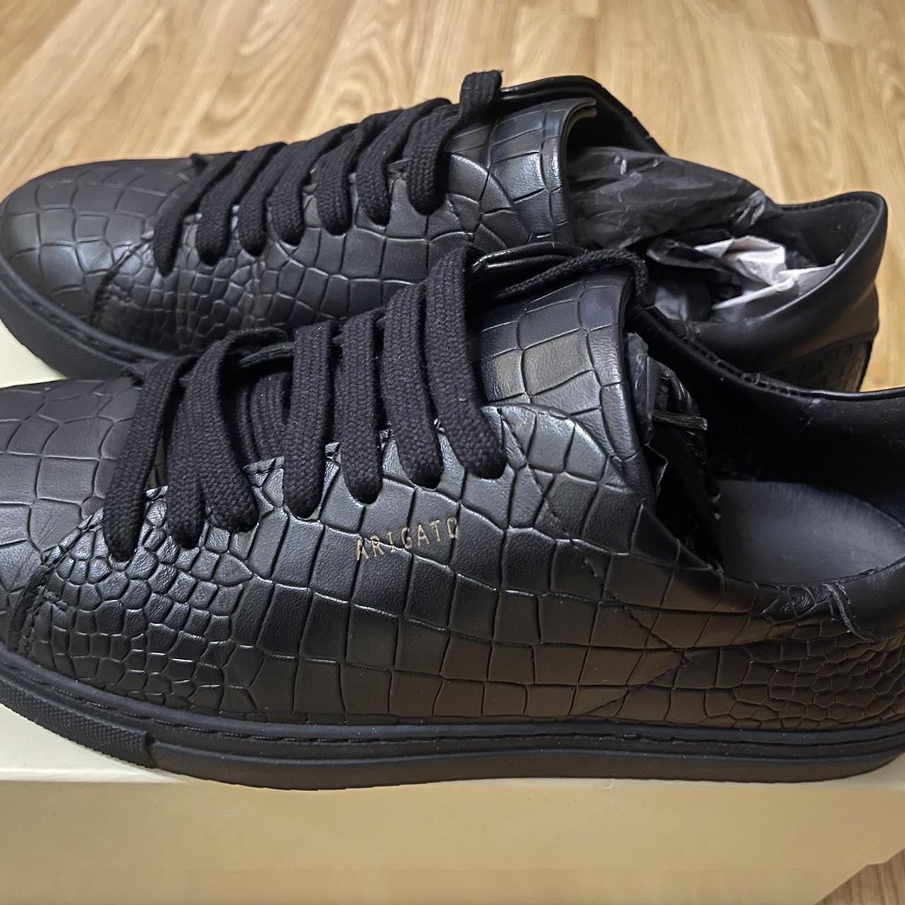 axel arigato croc 90