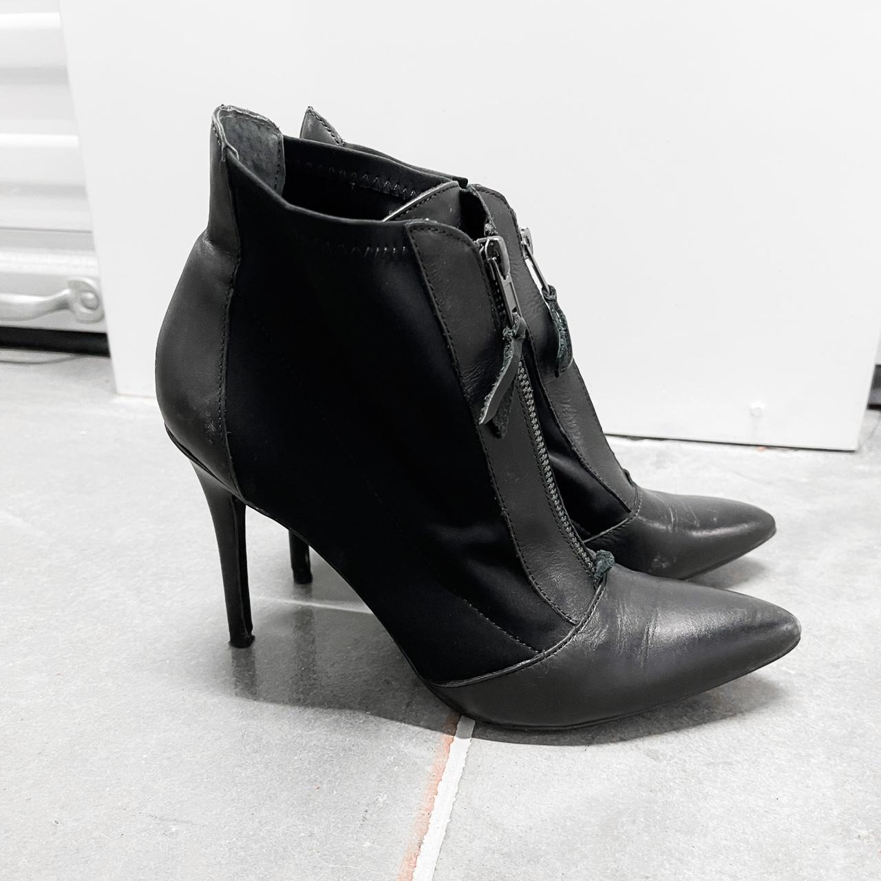 Charles David Women's Black Boots | Depop