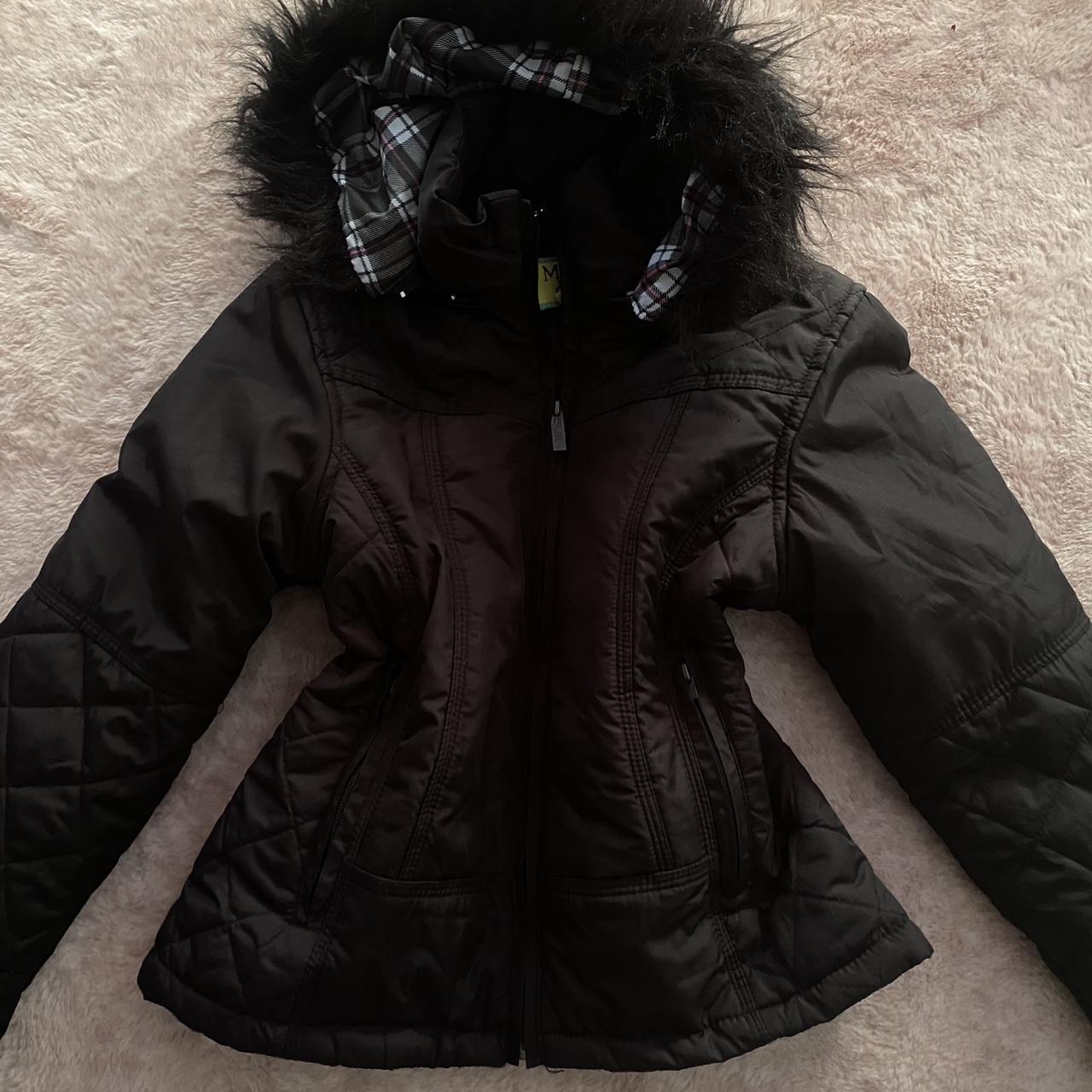 Y2k fur-jacket - Depop