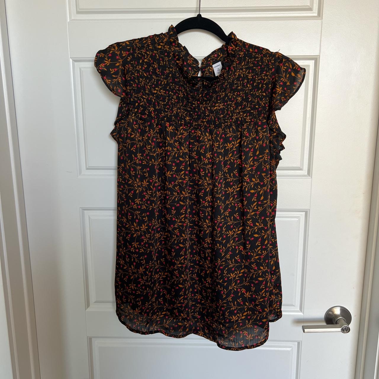 Old Navy Women's Black and Brown Blouse | Depop