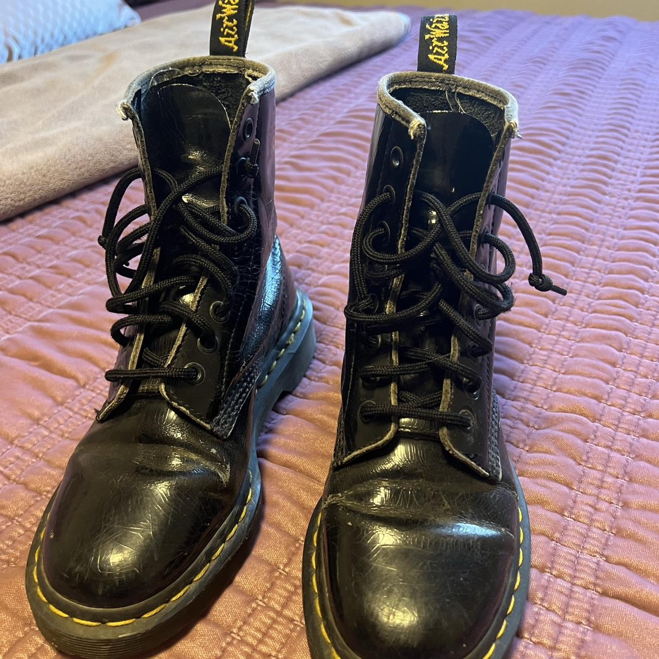 non slip doc martens womens