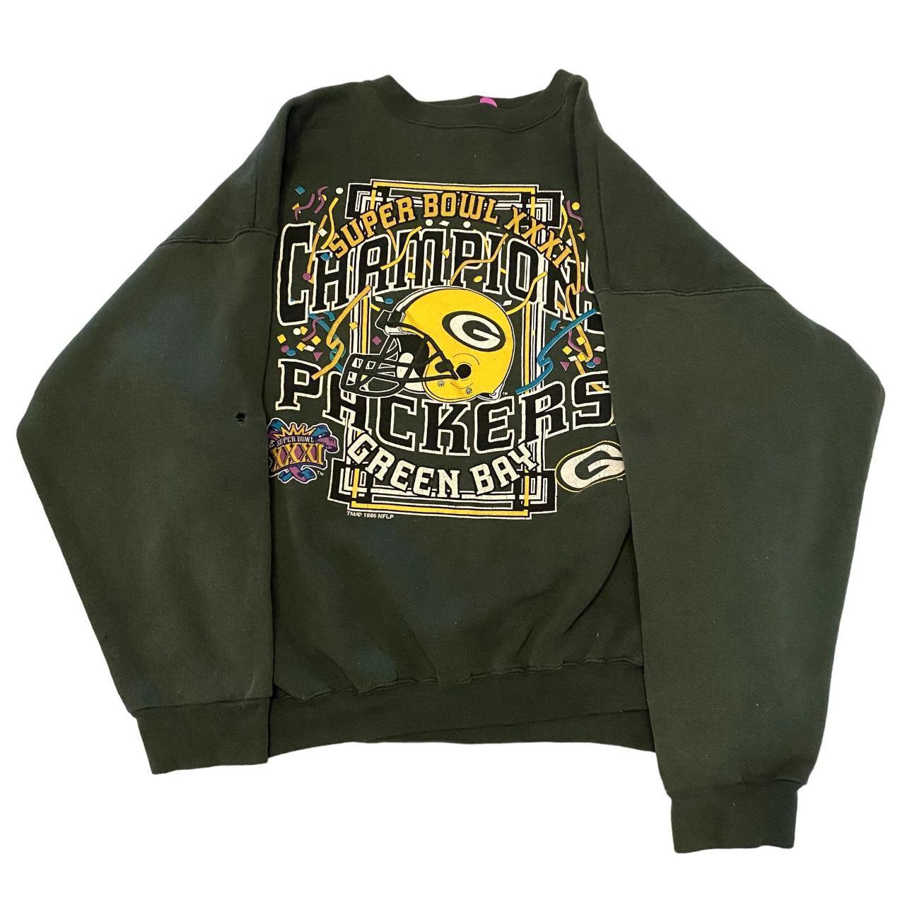 Green Bay Packers Sweatshirt! Condition: Refer to - Depop