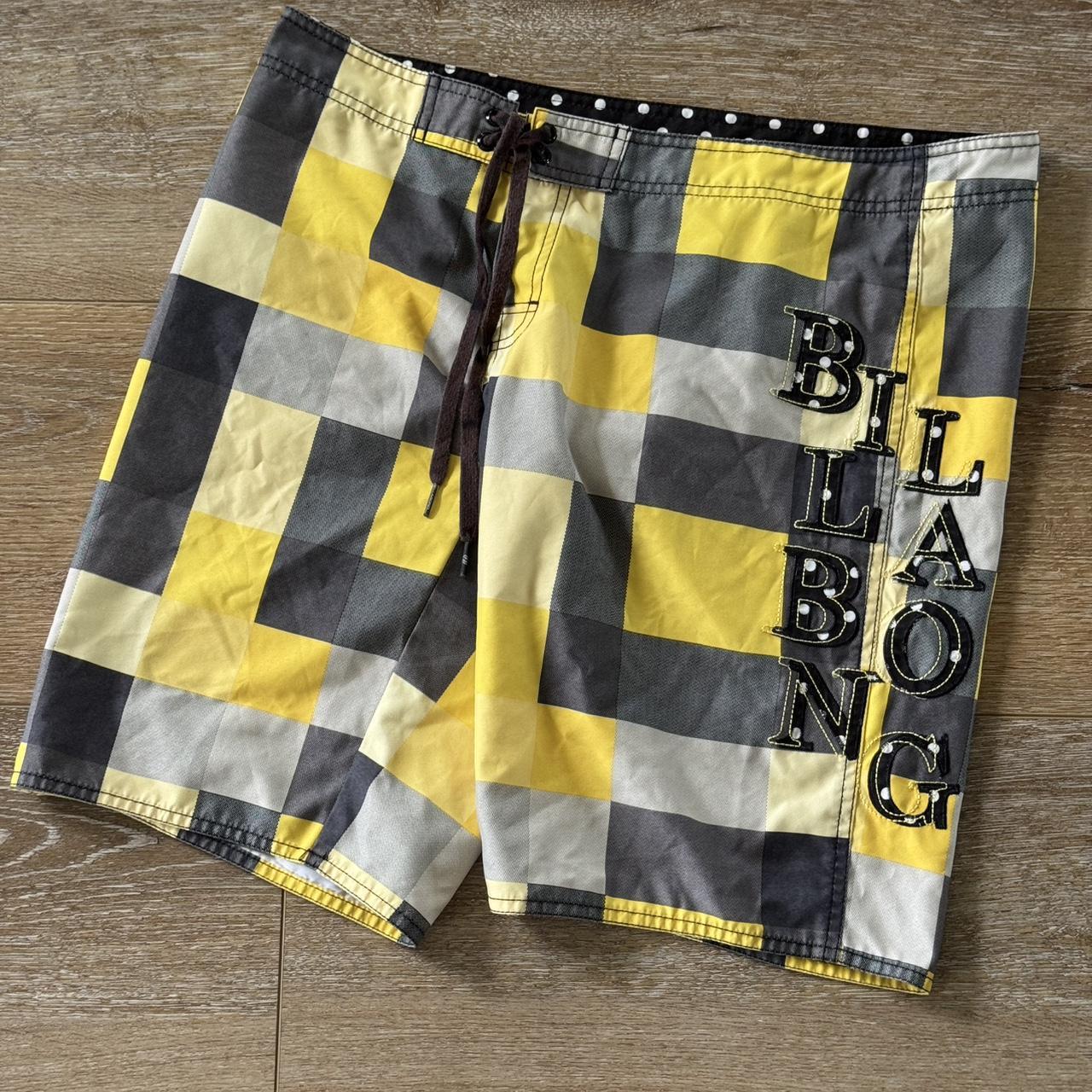 item listed by nixthrifted