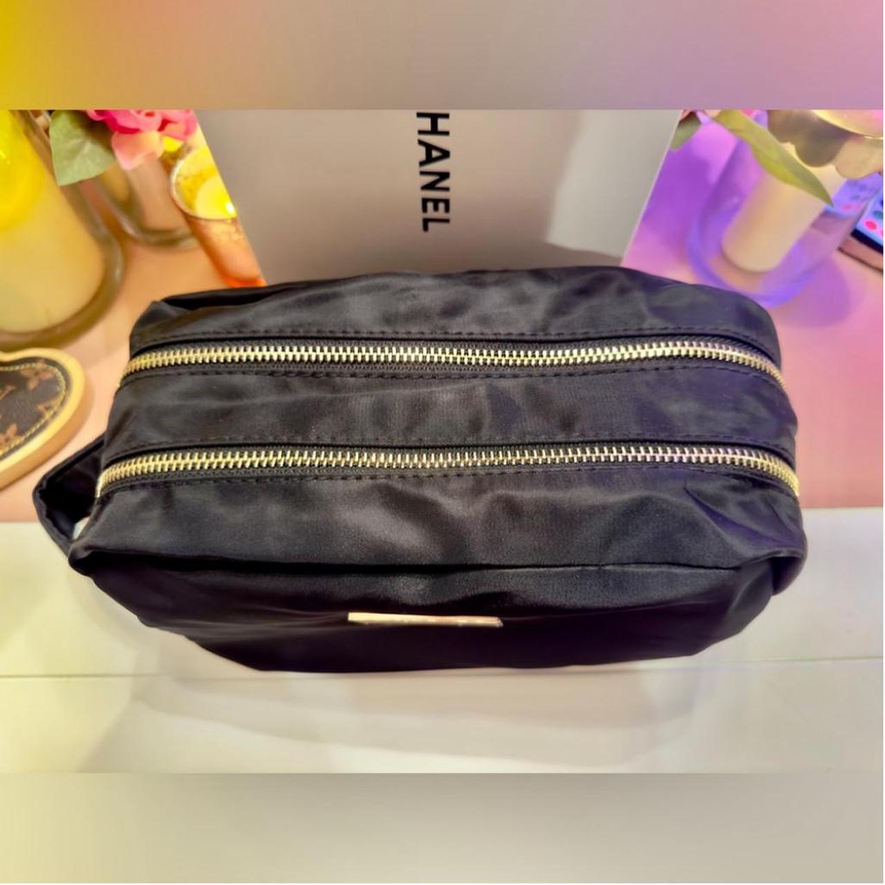 Chanel Men's Gold and White Bag Depop