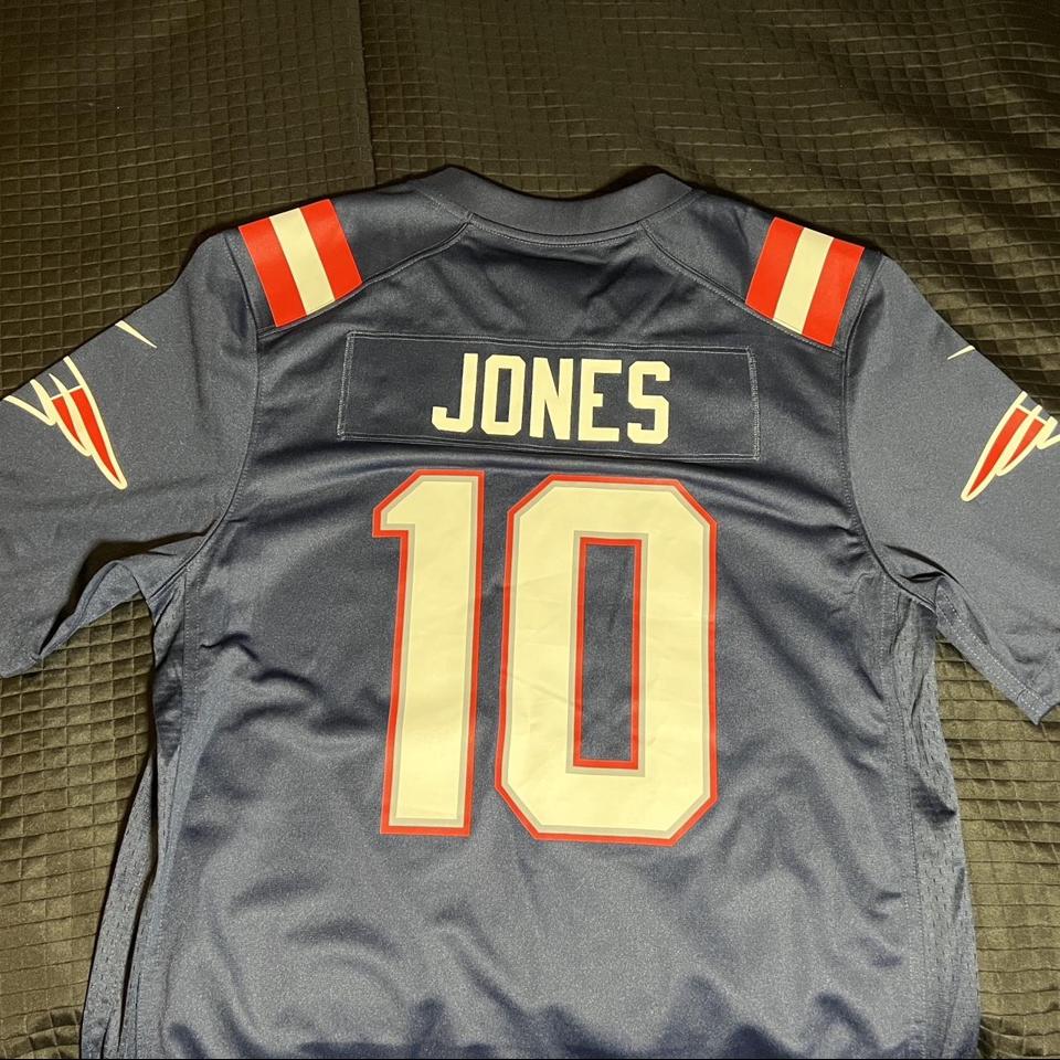 Mac Jones Nike Patriots T-shirt Size XL. 24 inches - Depop