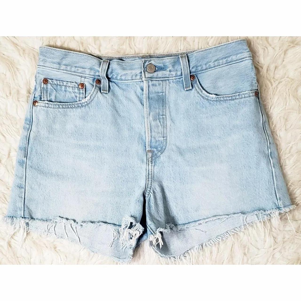 Levis high clearance waisted shorts wedgie