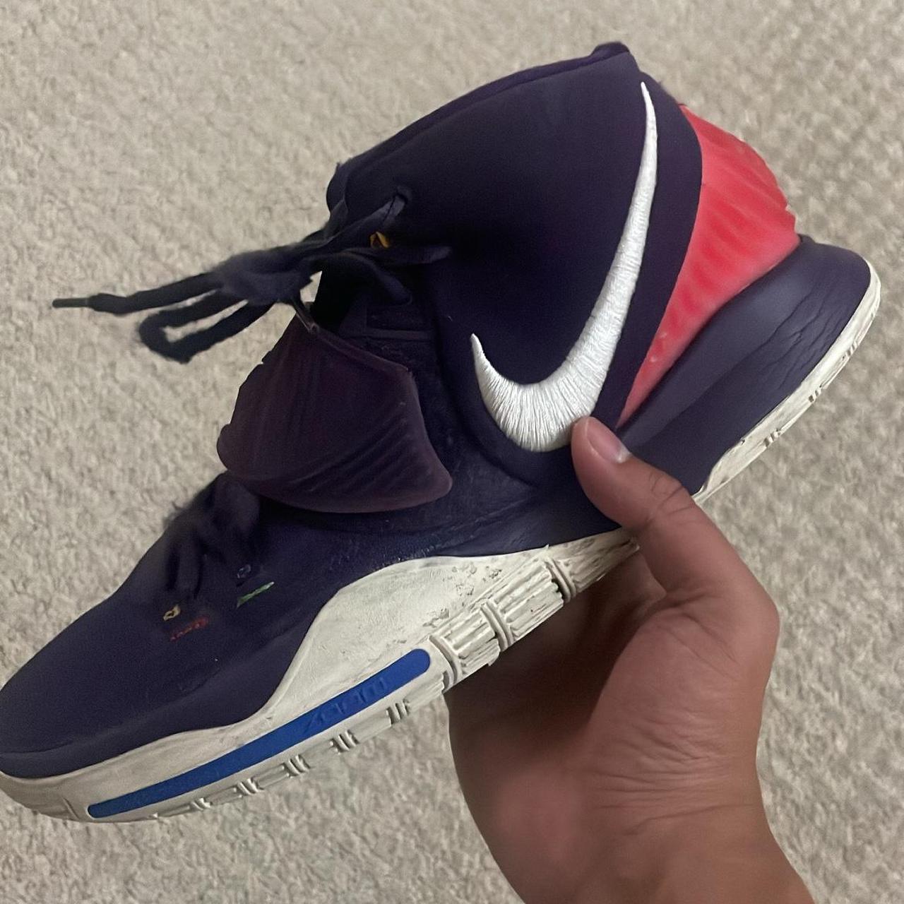 Kyries not too sure what mode Depop