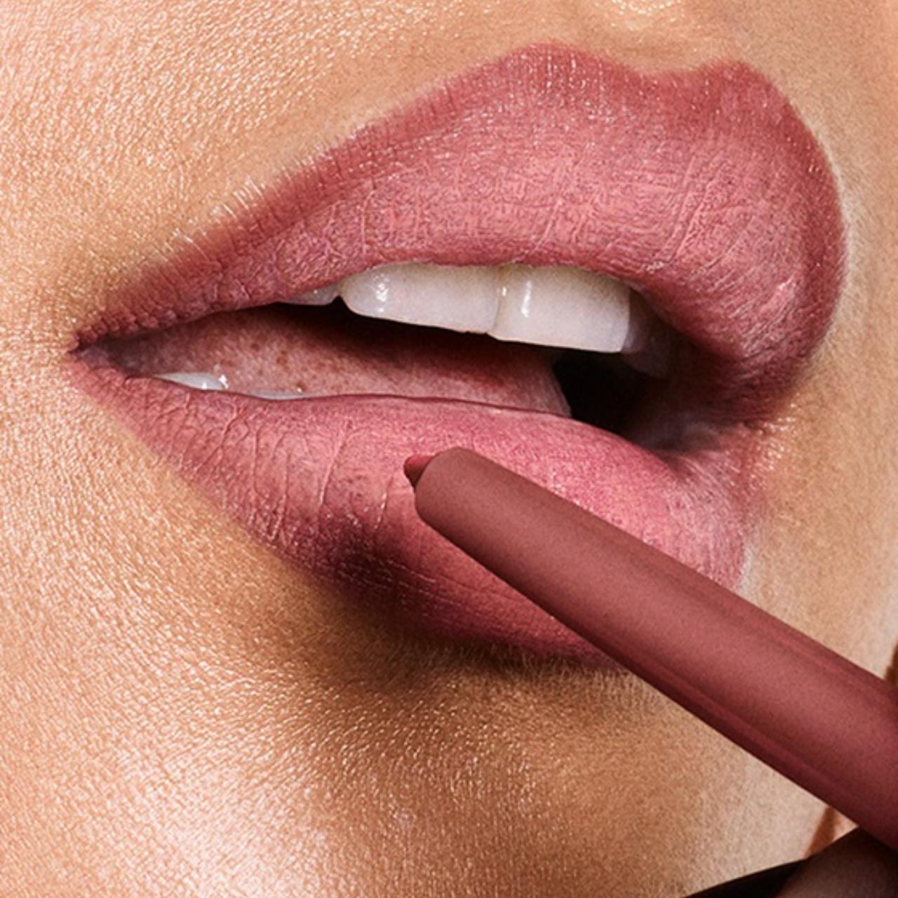 8 pcs Revlon Colorstay lip liner in 660 Mauve and... Depop