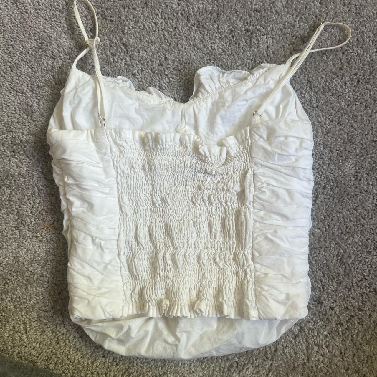 White puffy top - Depop