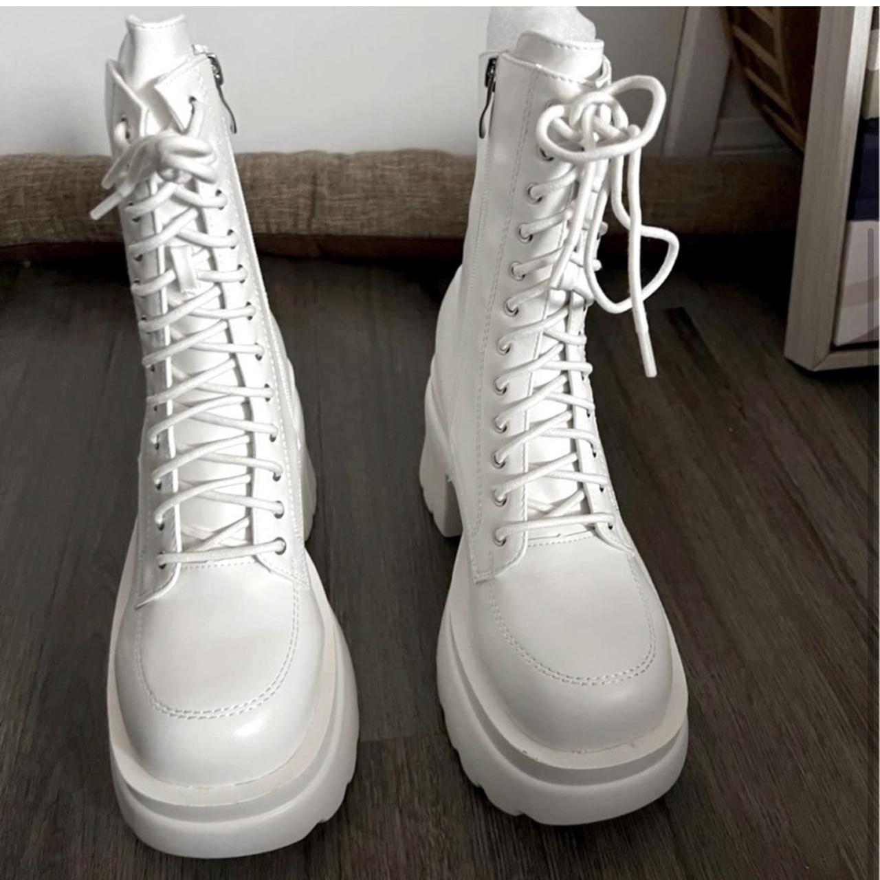 Women's White Boots | Depop