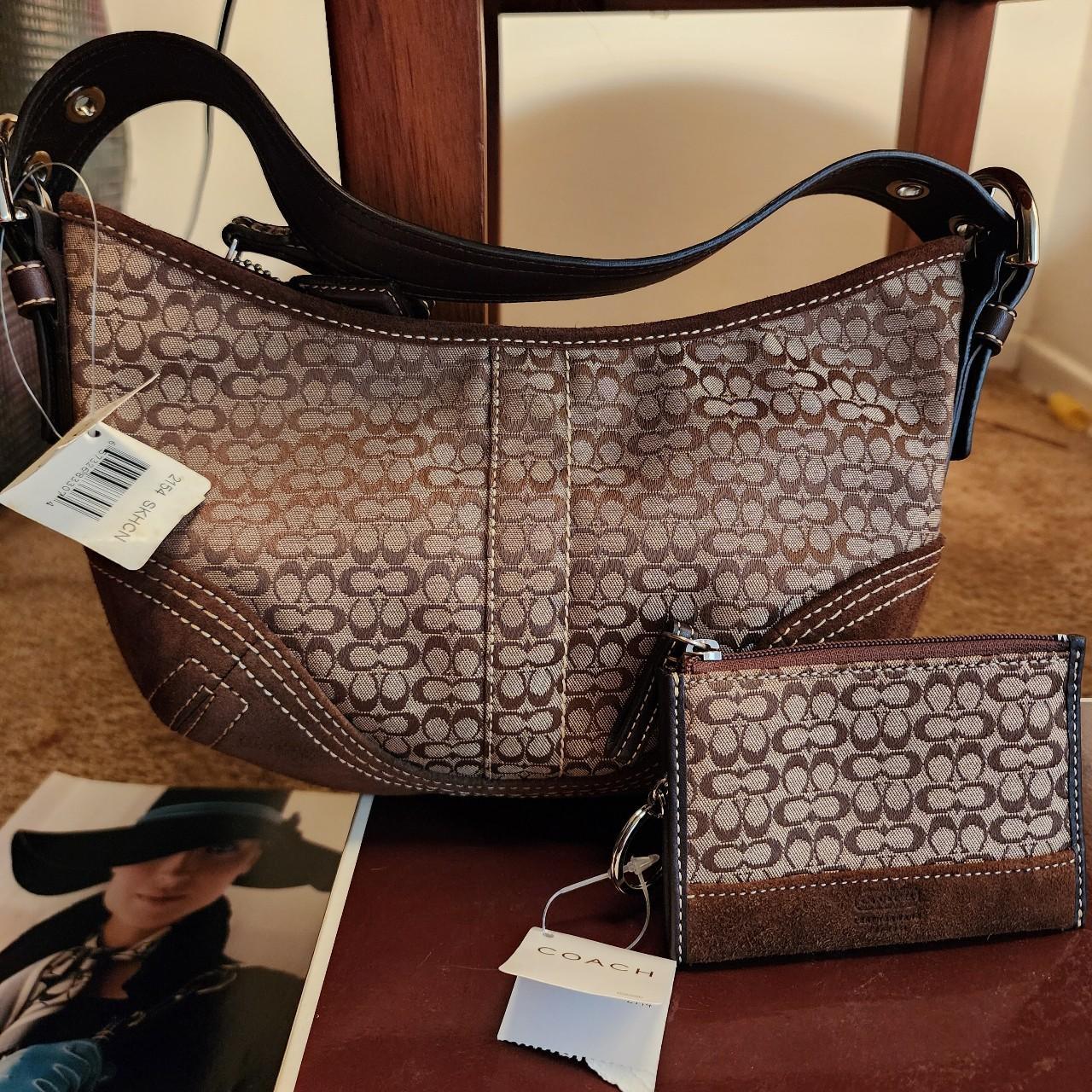 Coach purse discount with matching wallet