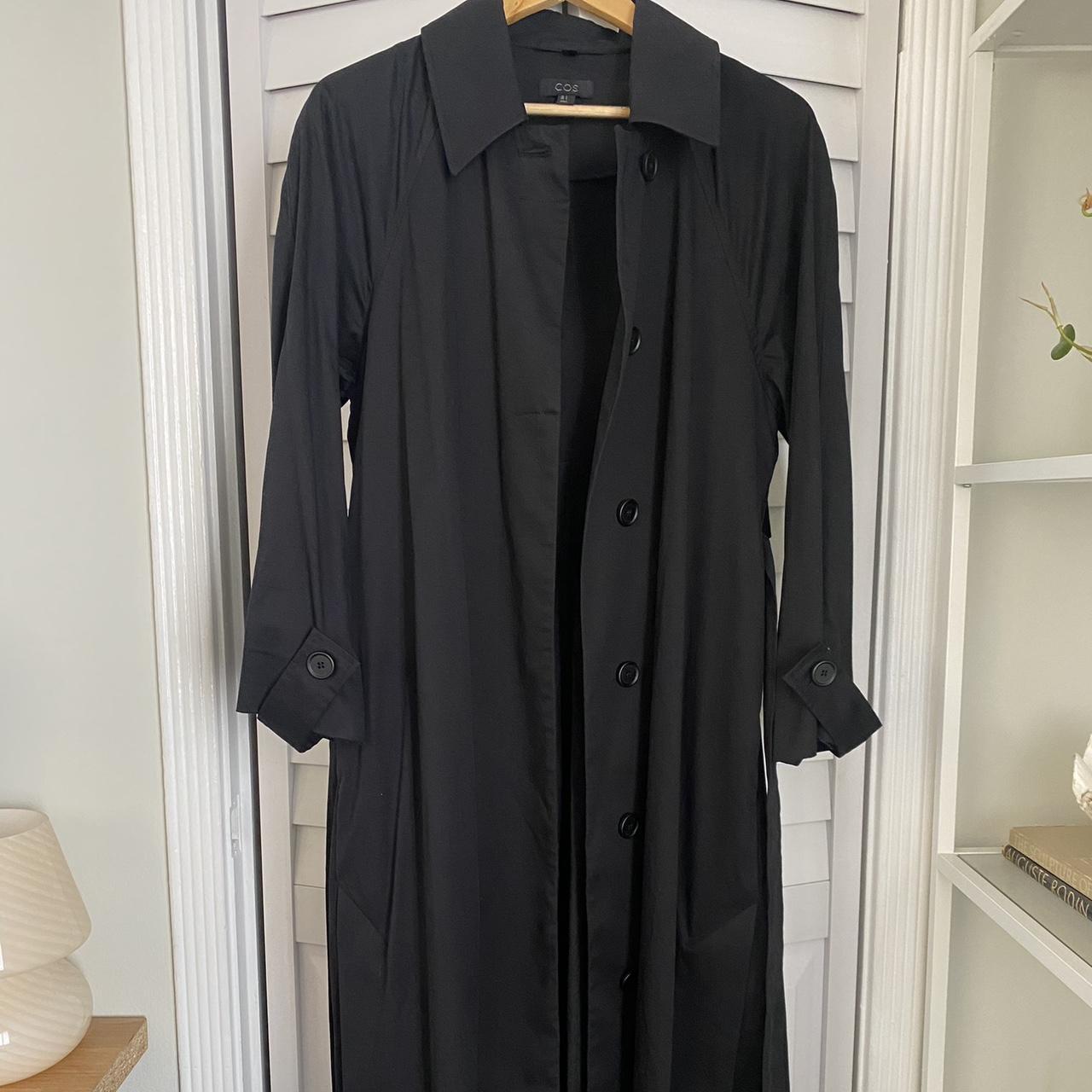 COS Women's Black Coat | Depop