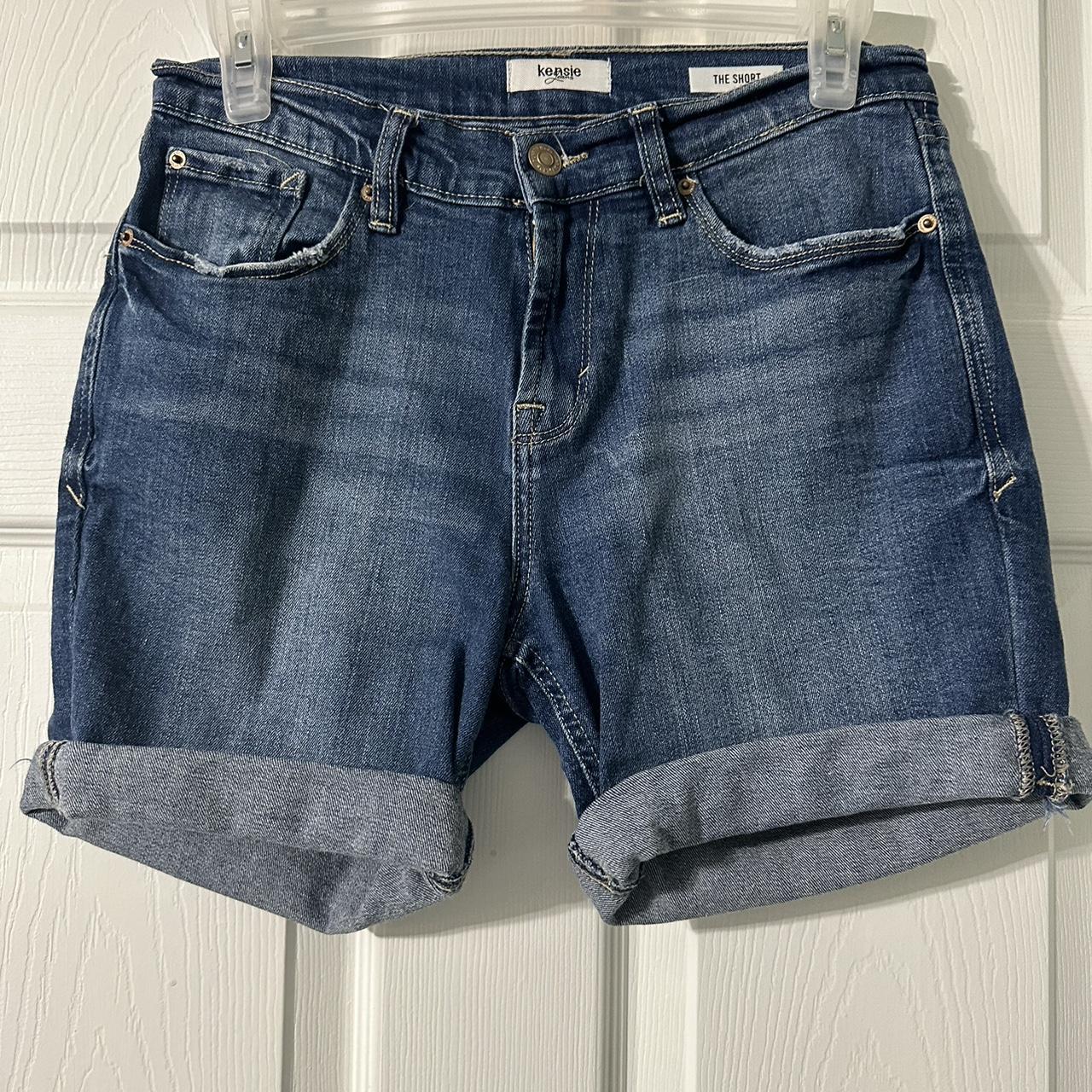 Kensie shorts size 6 28 like new tags comfy
