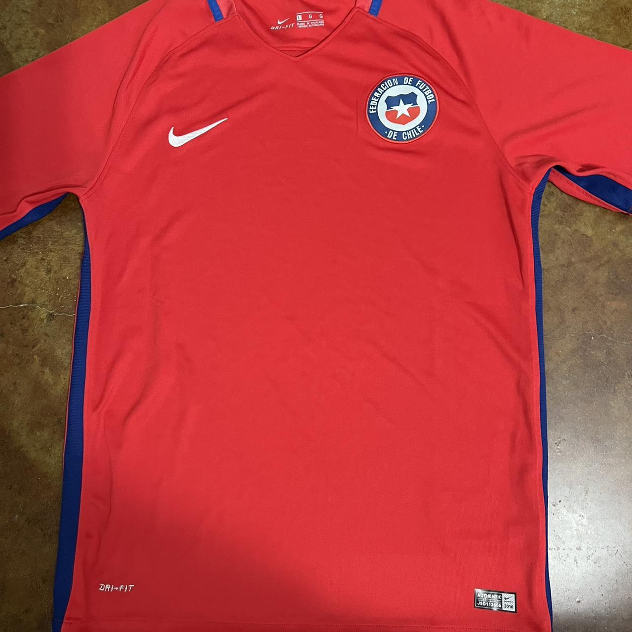 2016 chile home jersey - Depop