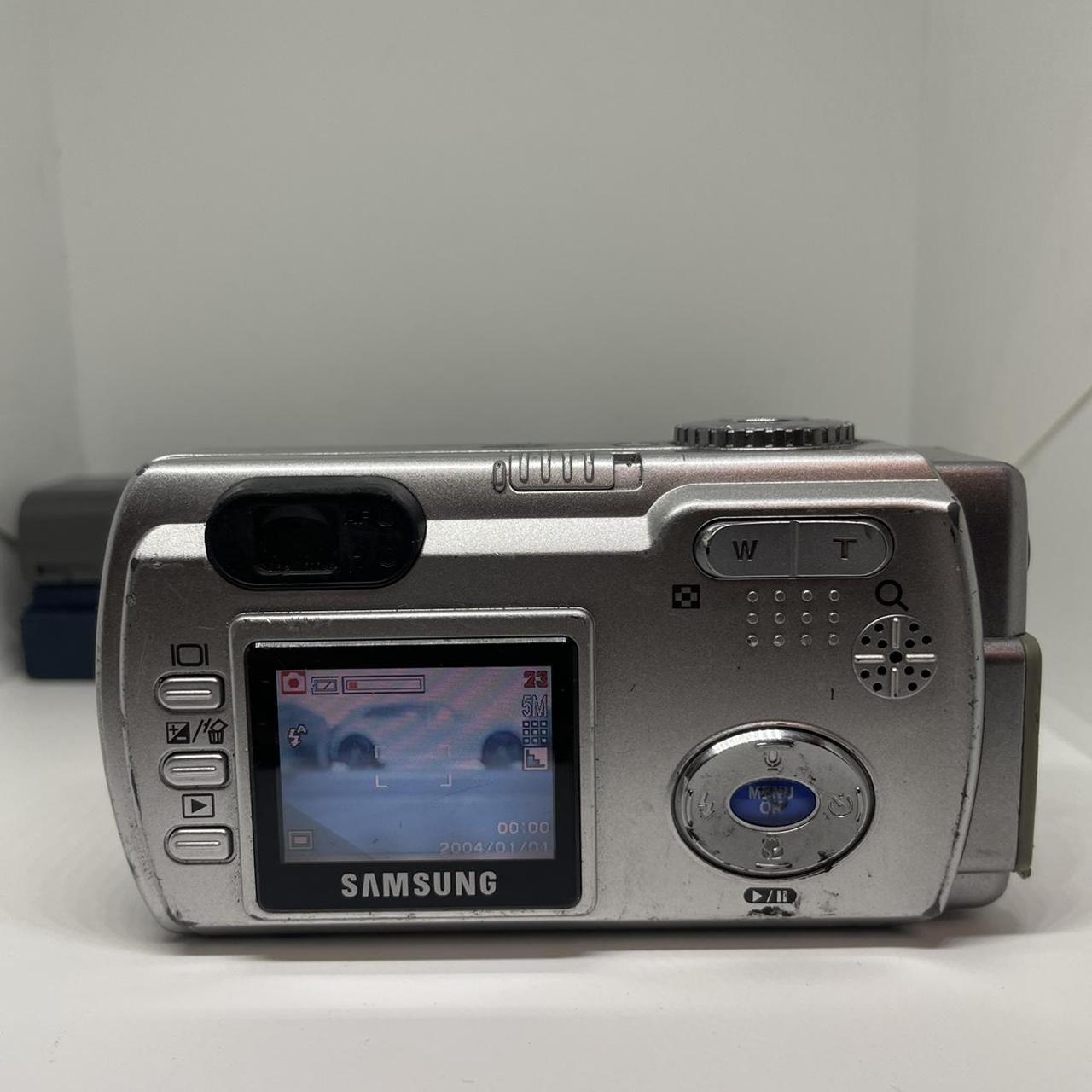 Samsung Digimax 530 Digital Camera 5.0MP Megapixel... Depop
