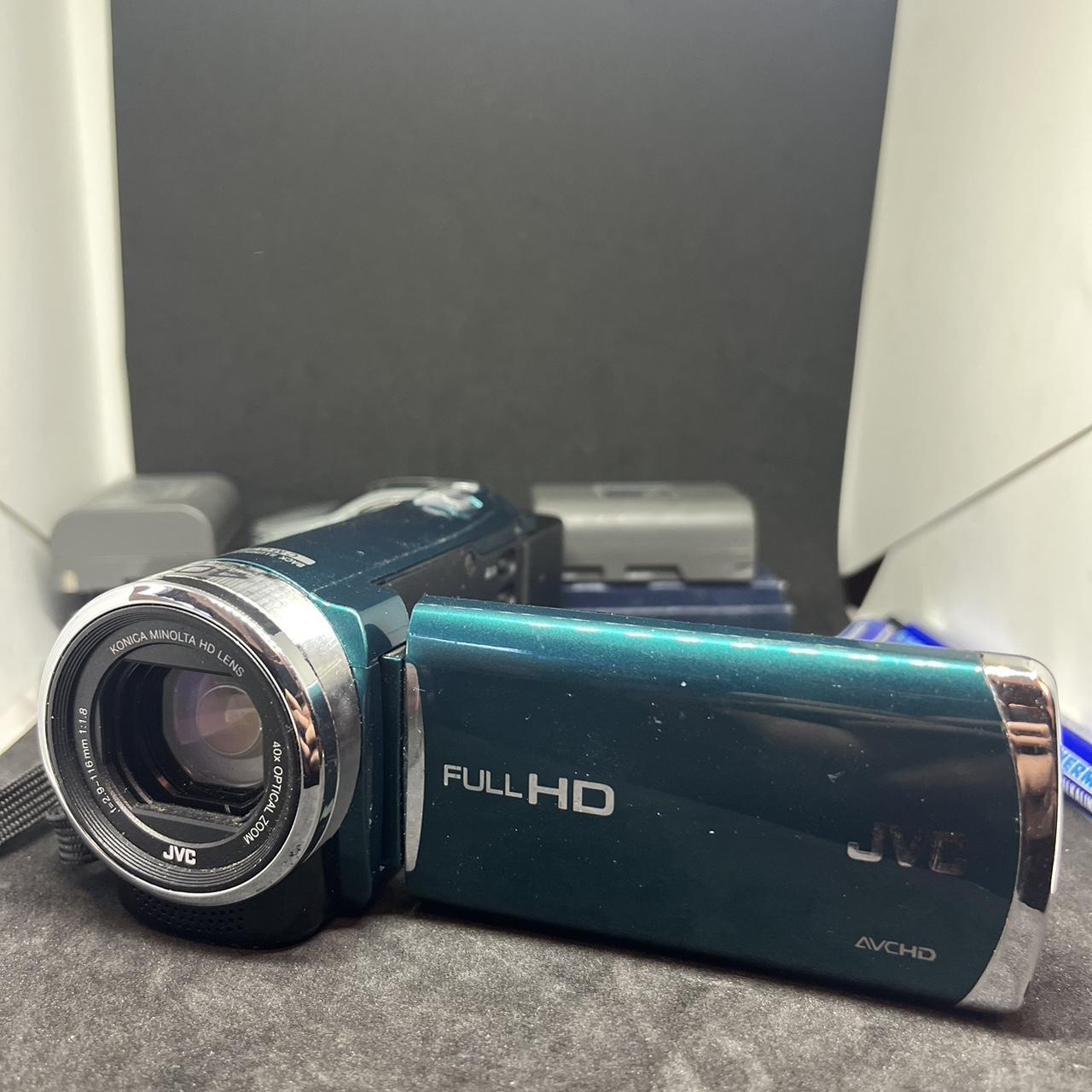 JVC GZE200BU Handycam Works great Sd will be... Depop